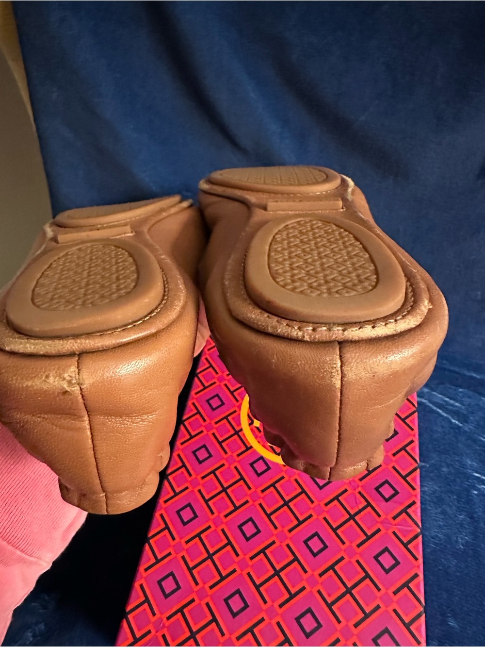 Tory Burch Chestnut / Praline Leather Ballet Flats with Gold Logo Medallion - Picture 13 of 14